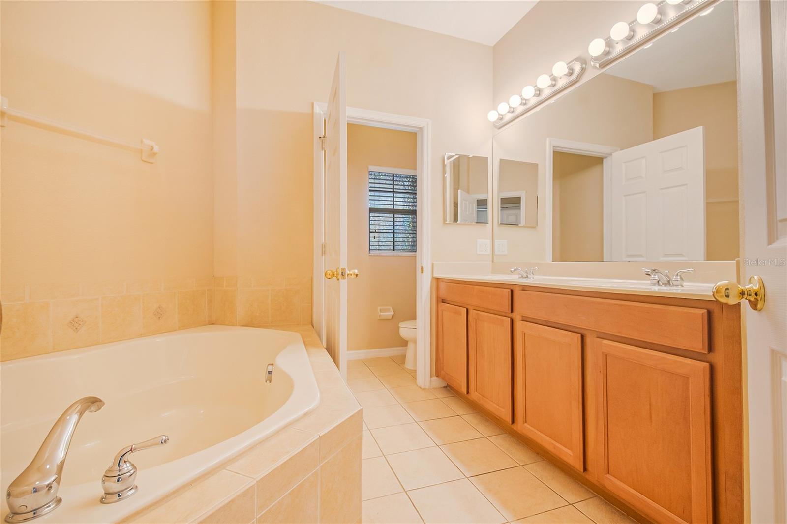 Image 20 of 58 For 1124 Travertine Terrace