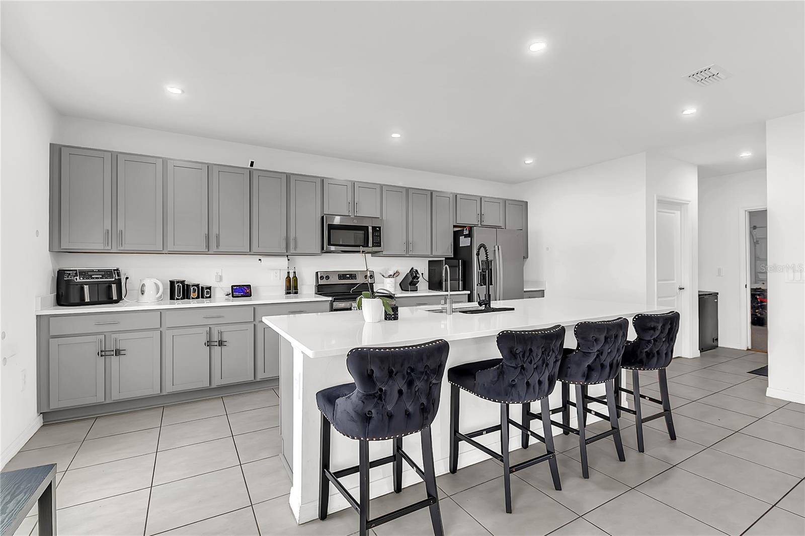 Image 11 of 28 For 132 Citrine Loop