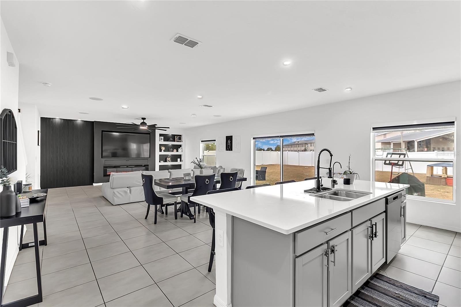 Image 16 of 28 For 132 Citrine Loop