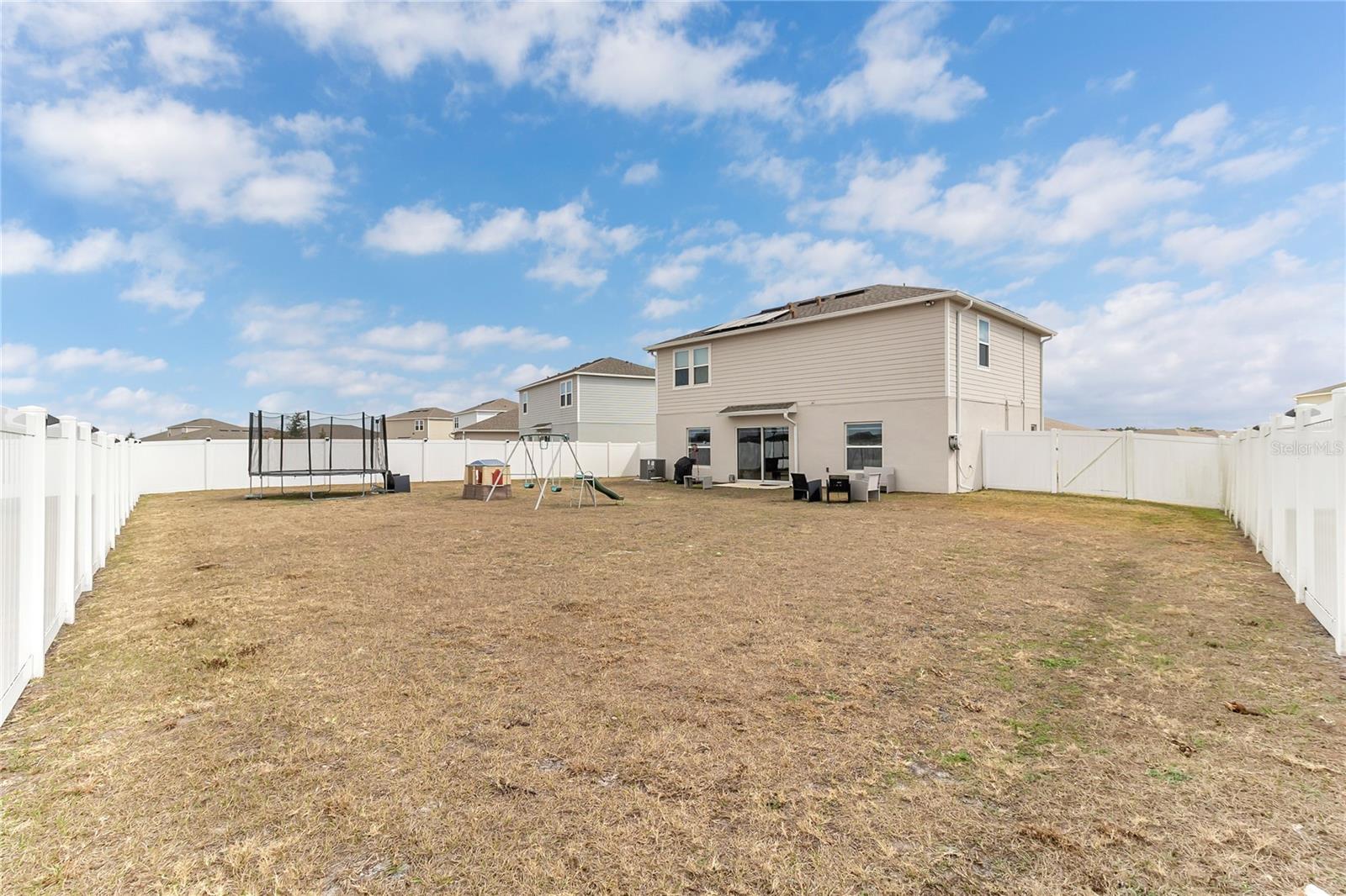 Image 27 of 28 For 132 Citrine Loop