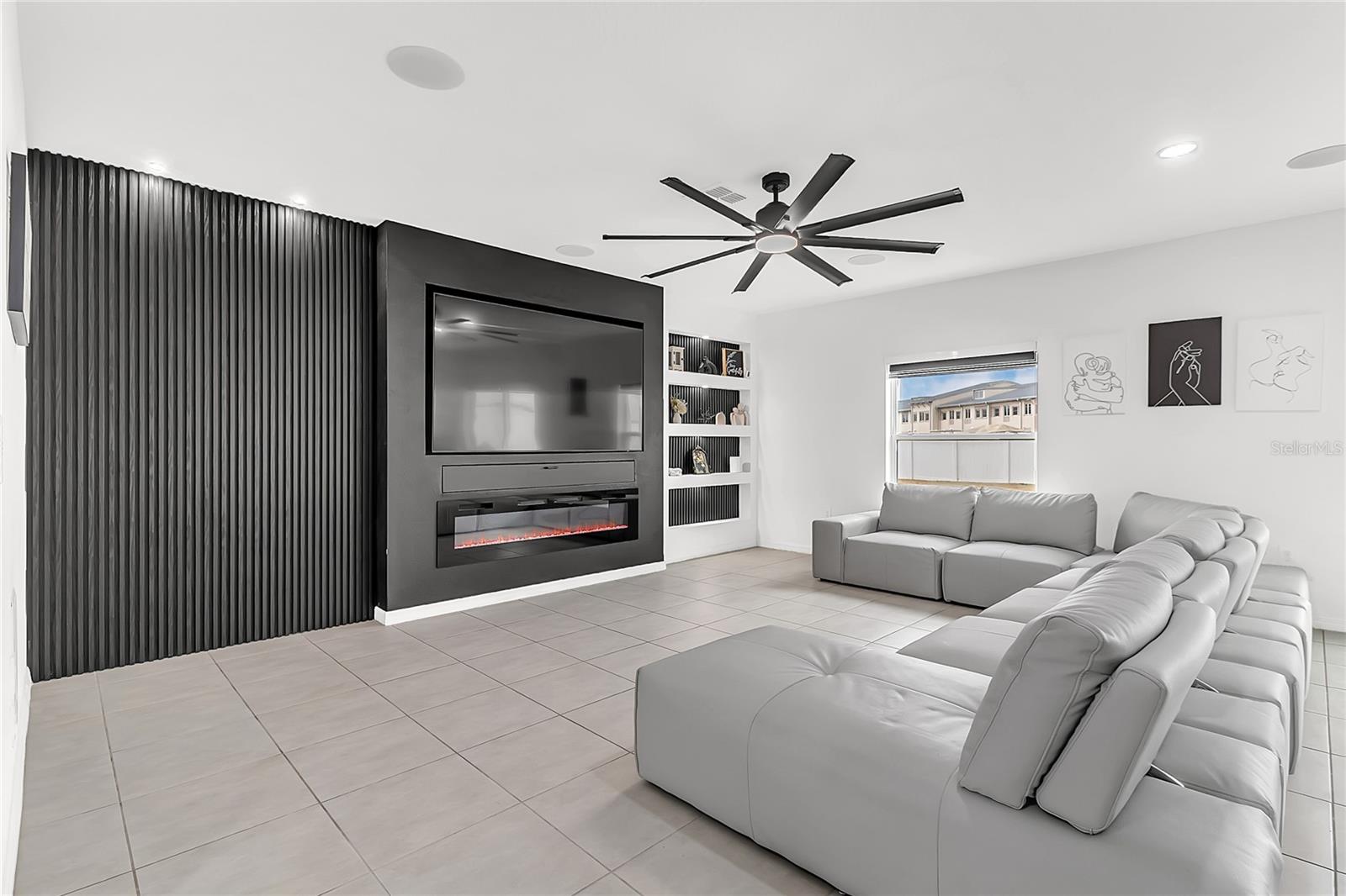 Image 6 of 28 For 132 Citrine Loop