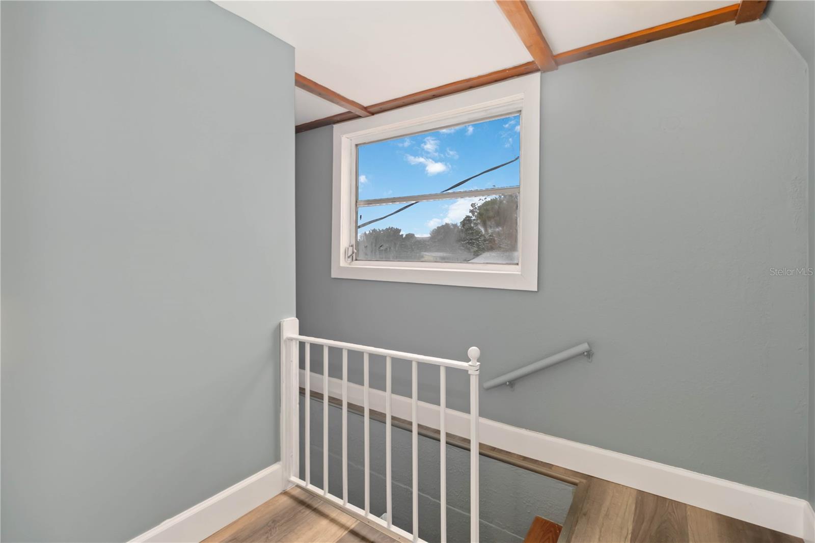 Image 12 of 14 For 3922 Ridgewood Drive