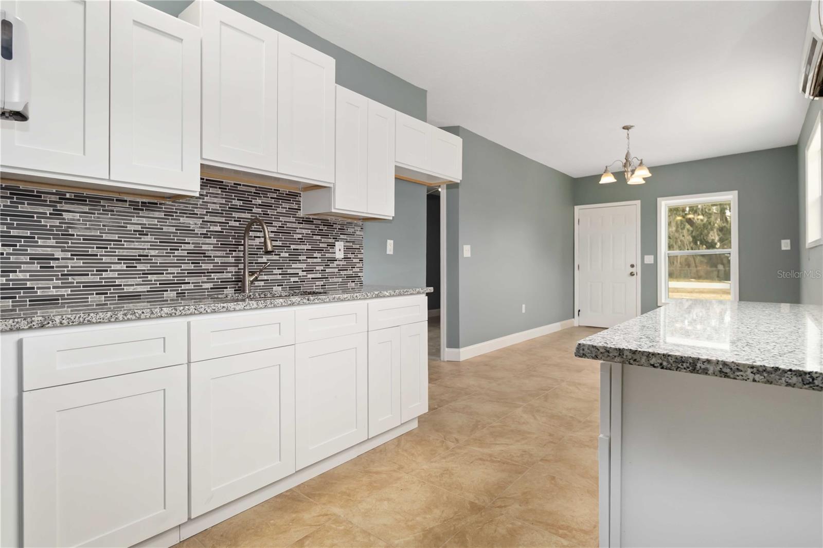 Image 3 of 14 For 3922 Ridgewood Drive