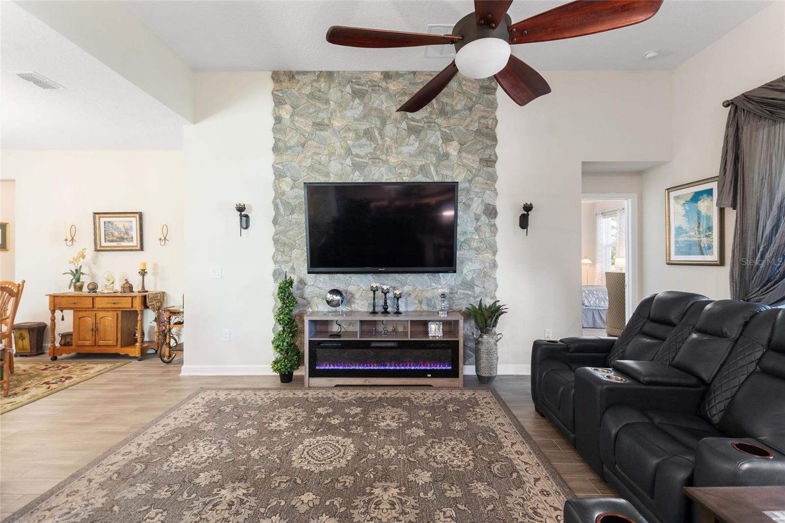 Image 10 of 85 For 8979 Croquet Court