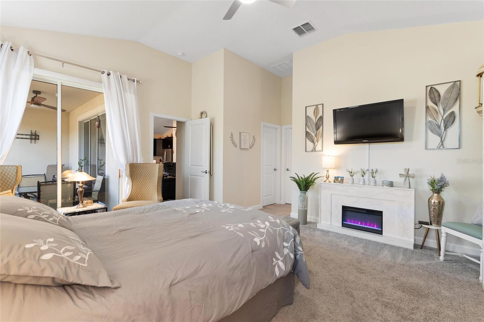 Image 20 of 85 For 8979 Croquet Court