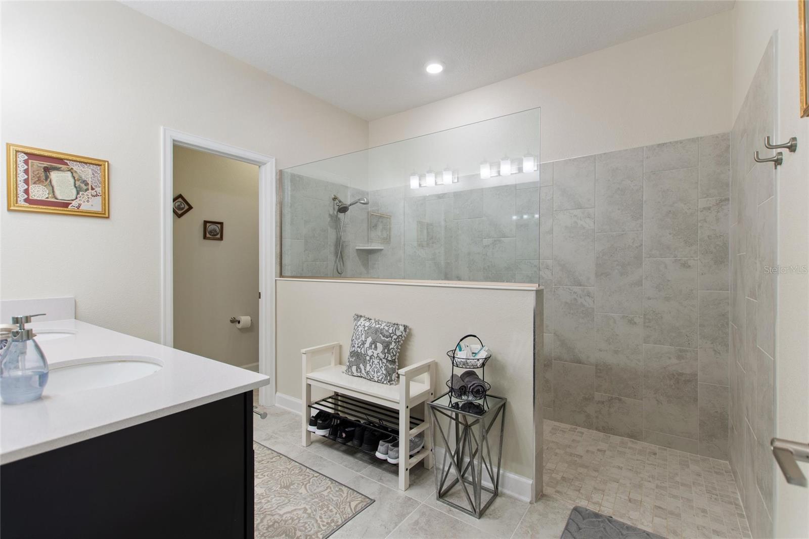 Image 21 of 85 For 8979 Croquet Court