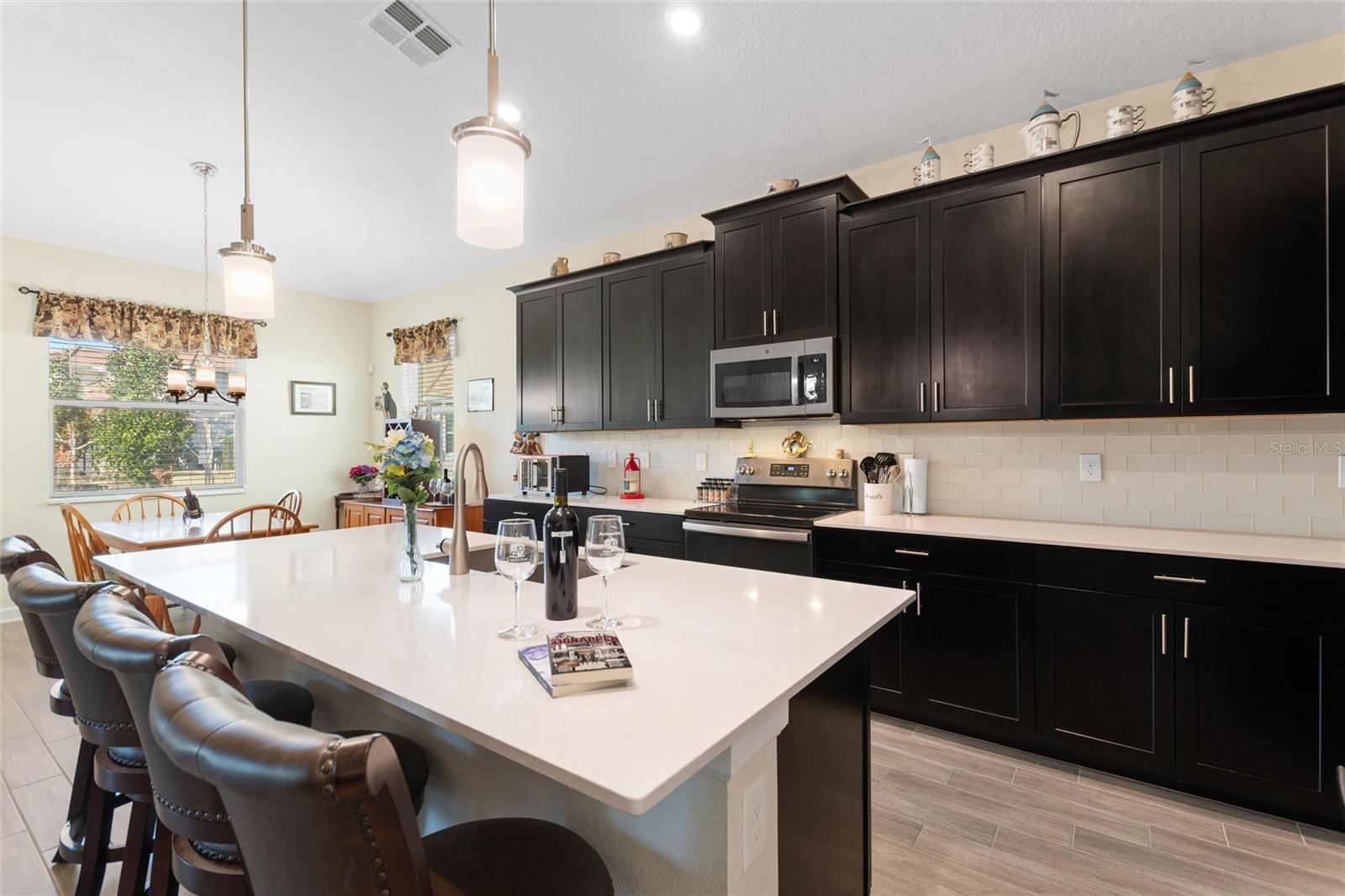 Image 5 of 85 For 8979 Croquet Court