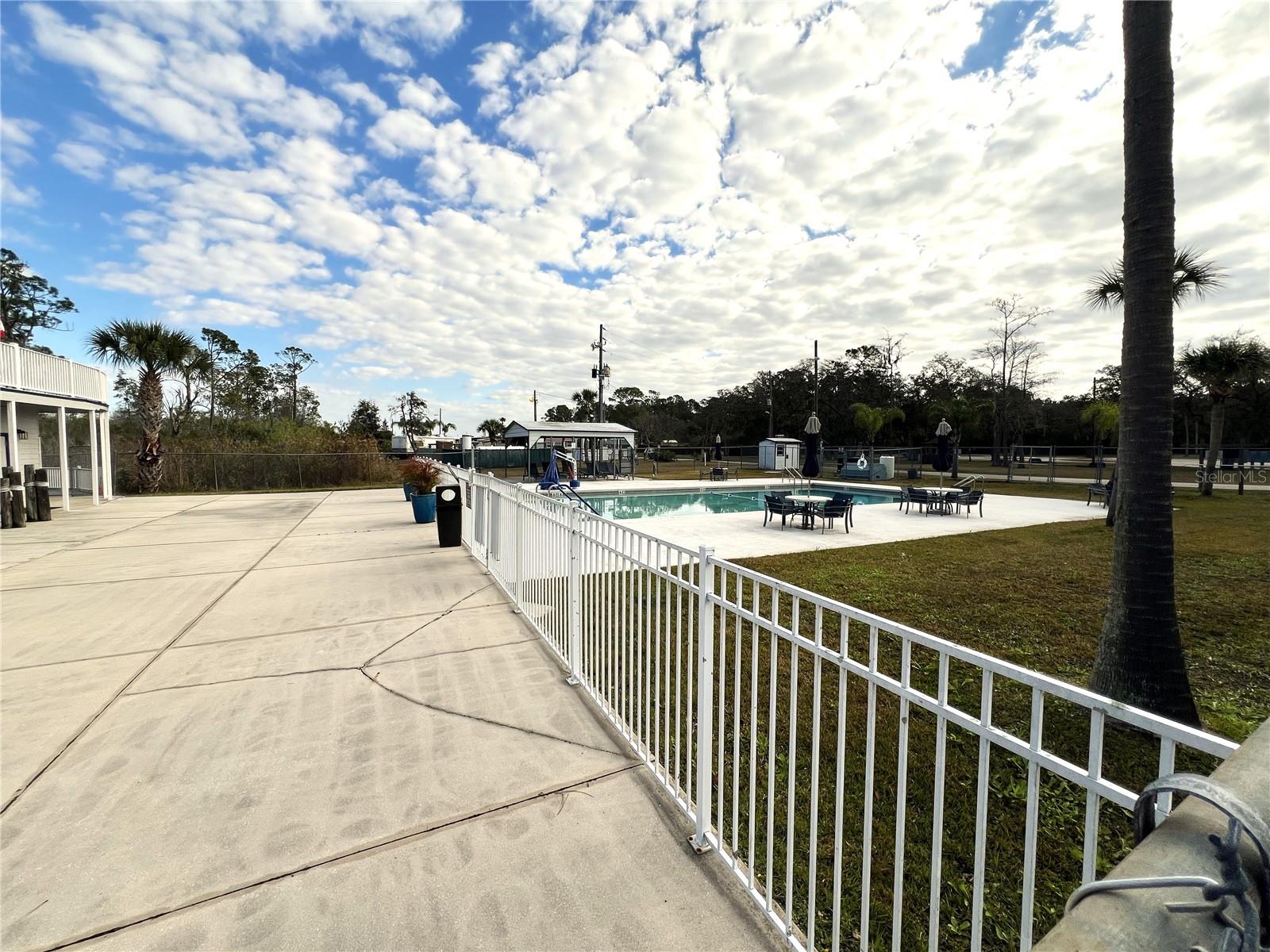 Image 12 of 18 For 1305 Pine Island Drive N