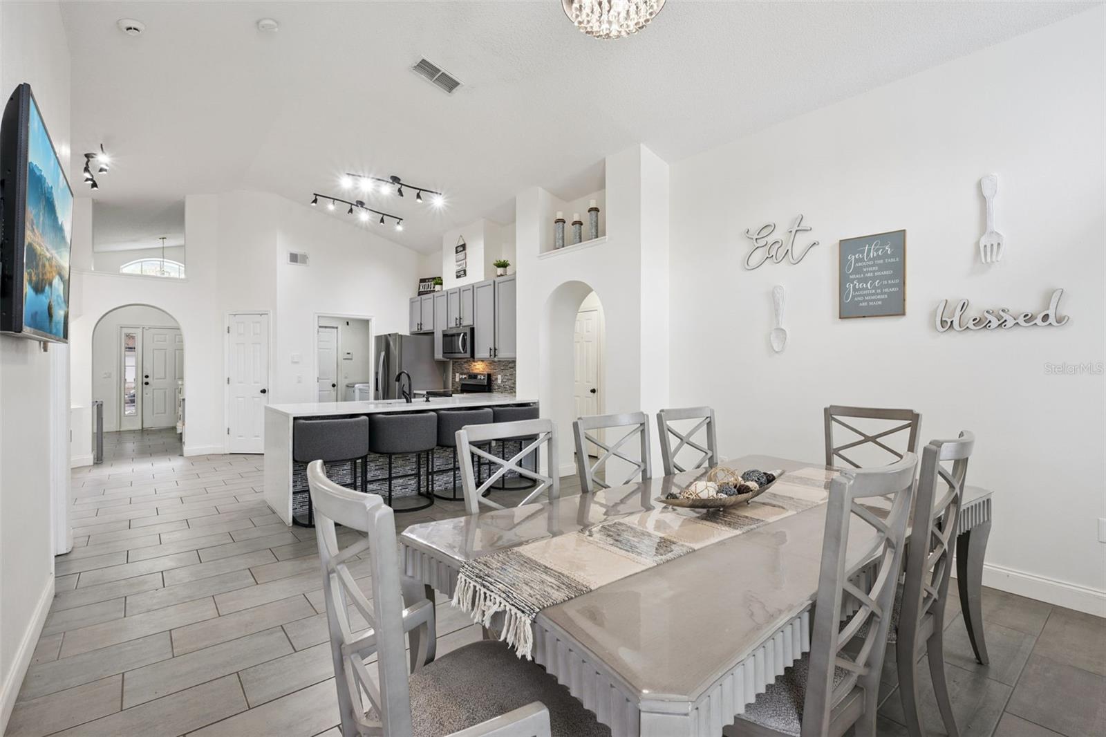 Image 13 of 43 For 13607 Hawkeye Drive