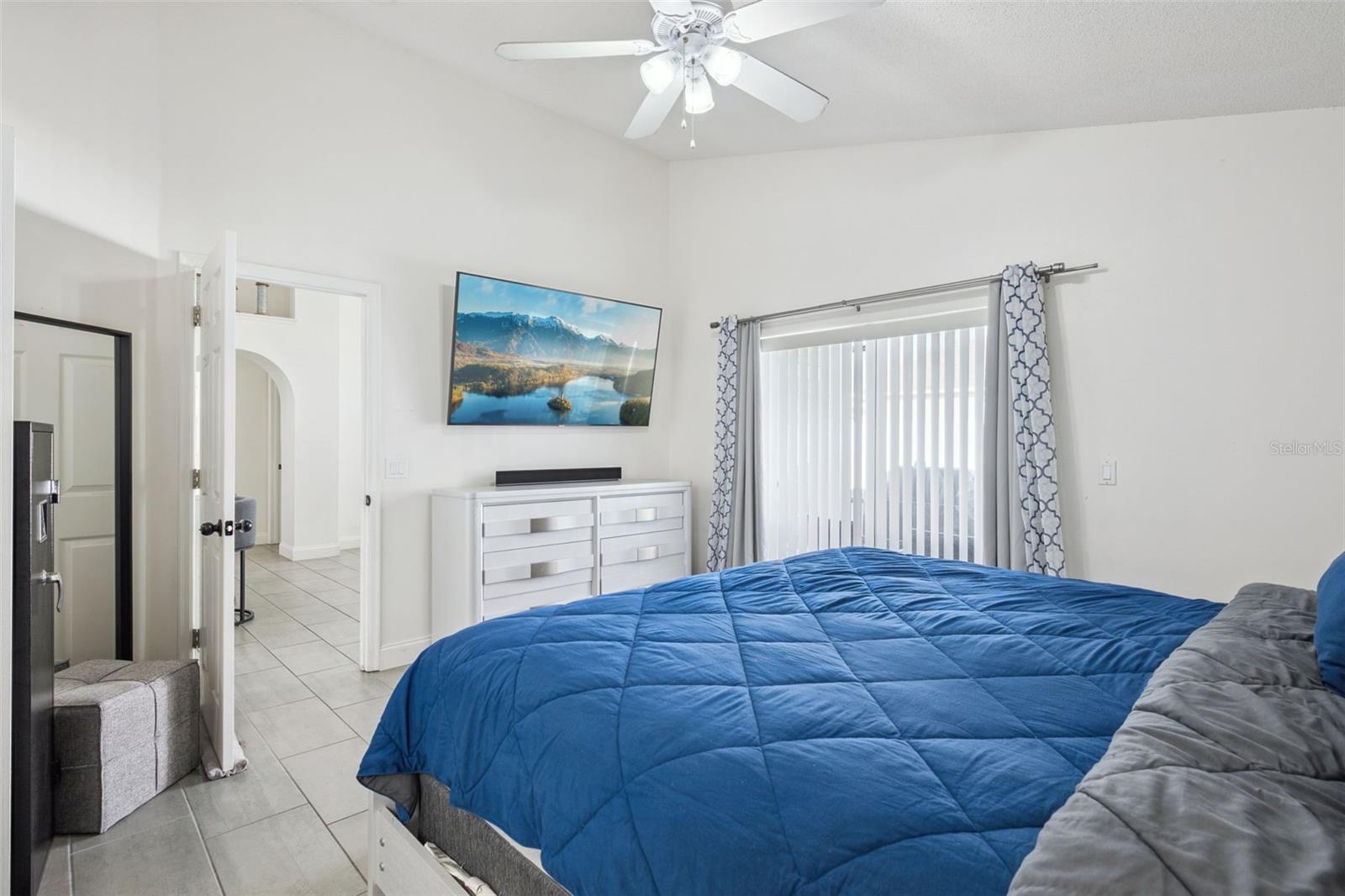 Image 19 of 43 For 13607 Hawkeye Drive