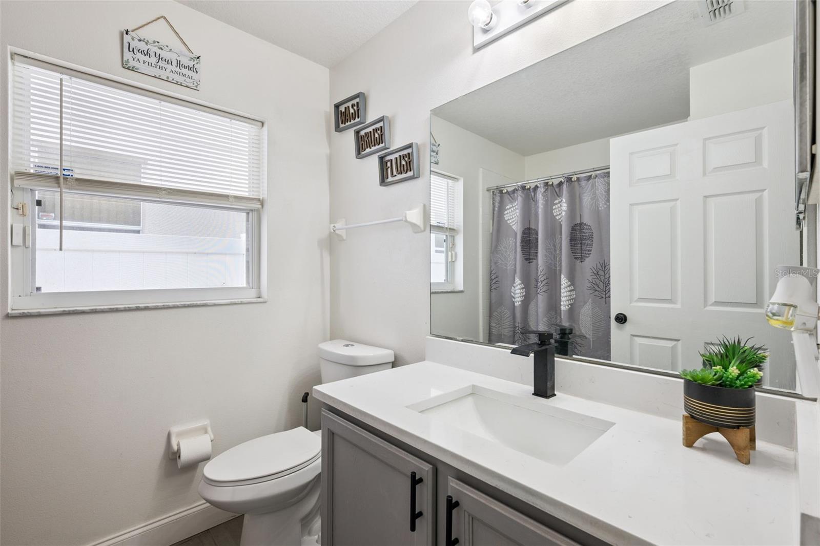 Image 25 of 43 For 13607 Hawkeye Drive