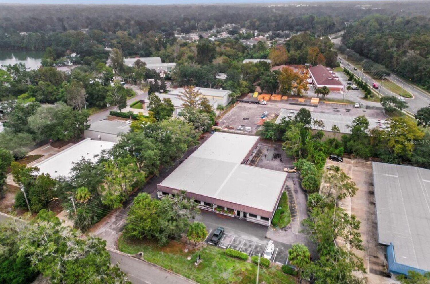 Image 4 of 4 For 2005 Tree Fork Lane 113