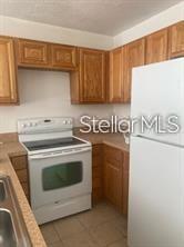 Image 3 of 9 For 805 Glastonbury Drive