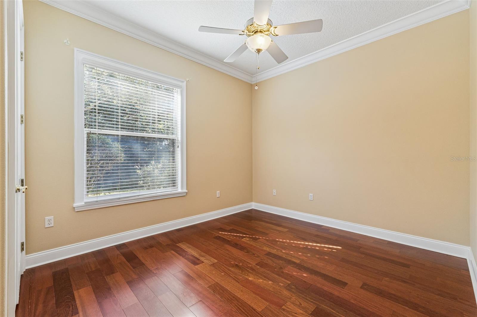 Image 31 of 66 For 5355 Mill Stream Ct