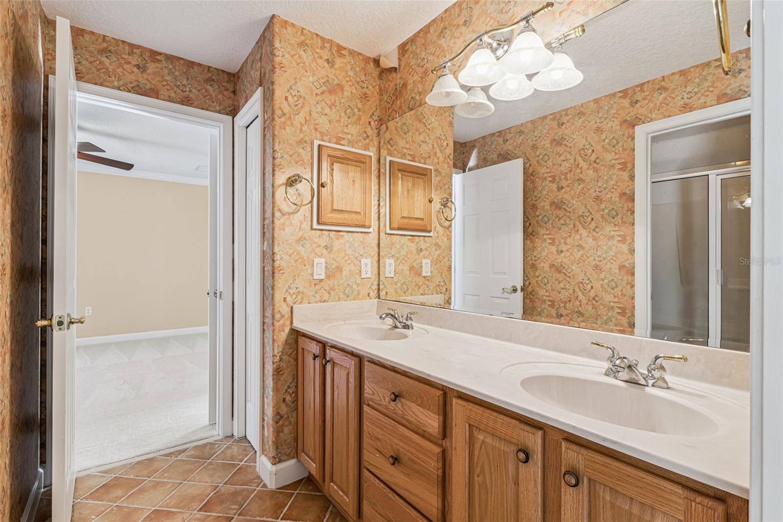 Image 37 of 66 For 5355 Mill Stream Ct