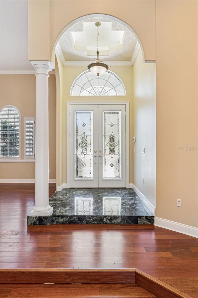 Image 6 of 66 For 5355 Mill Stream Ct