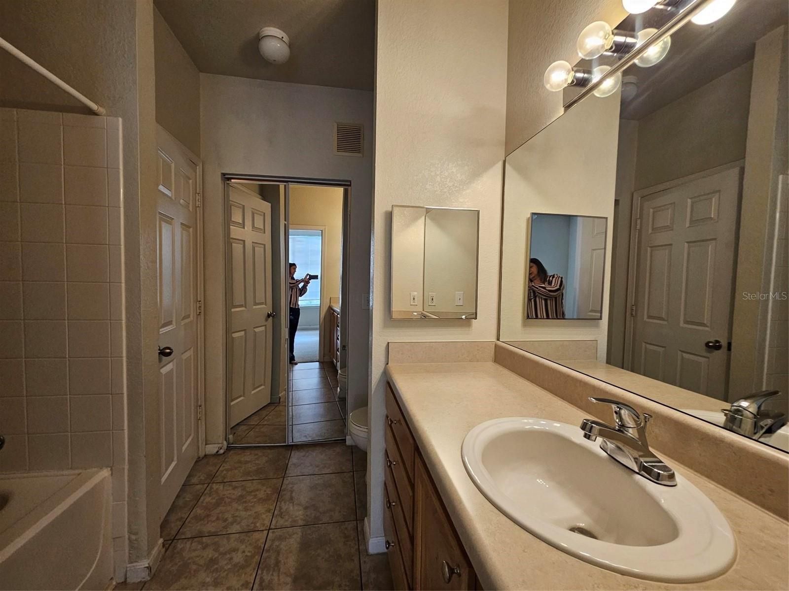 Image 20 of 28 For 9005 Lee Vista Boulevard 1803