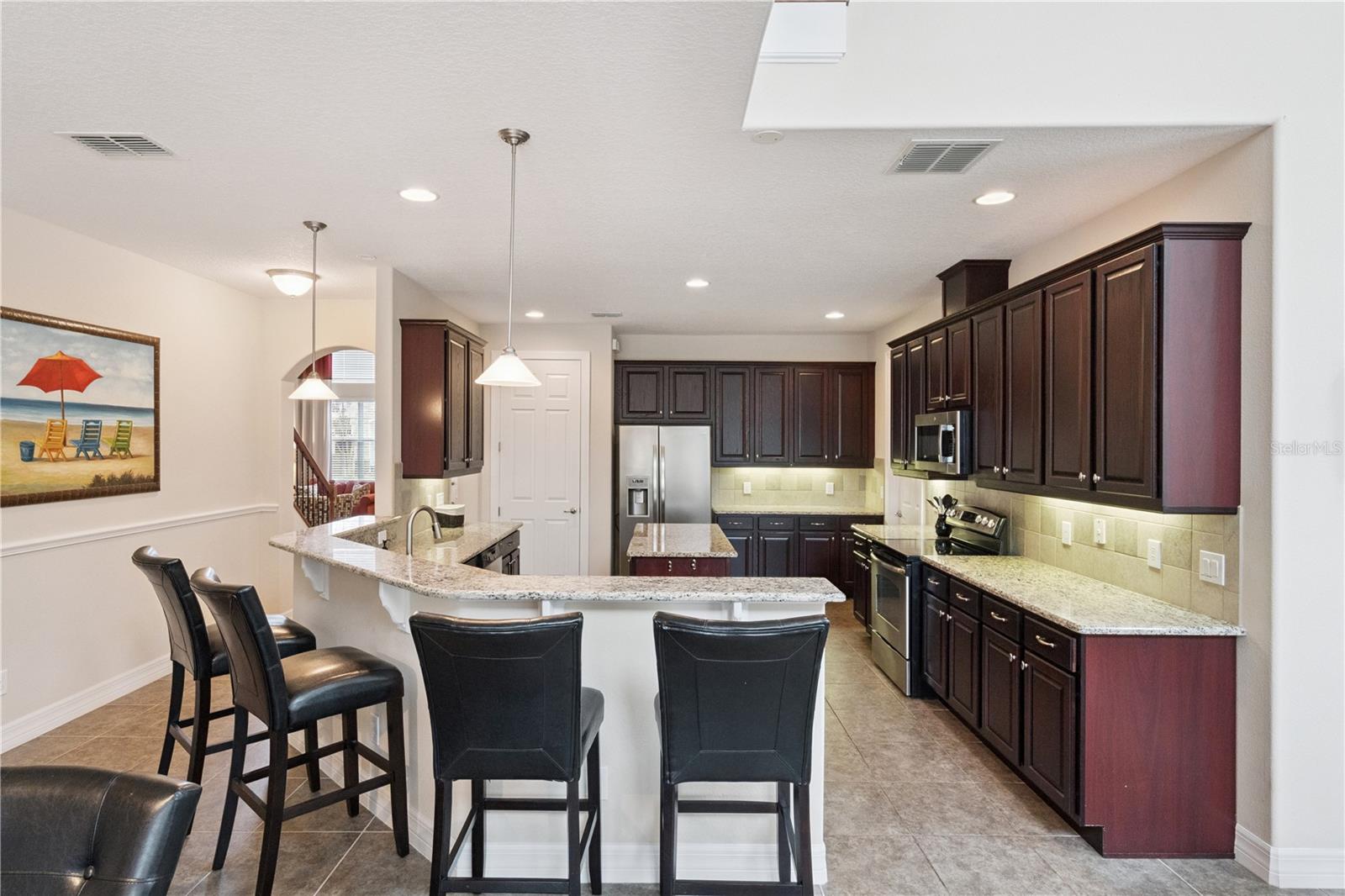 Image 10 of 46 For 136 Drayton Ave