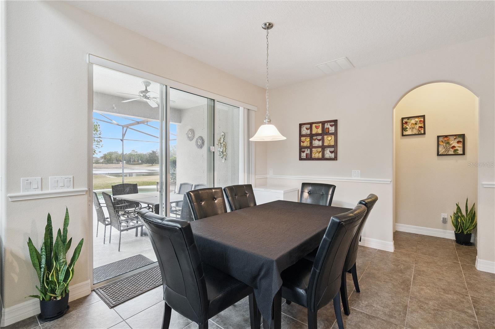 Image 7 of 46 For 136 Drayton Ave