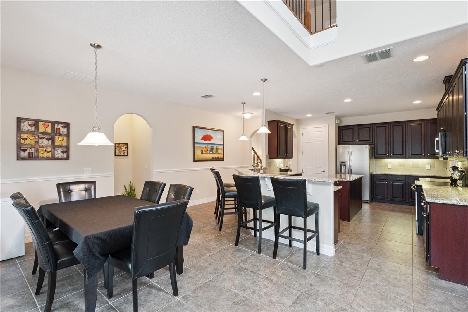 Image 9 of 46 For 136 Drayton Ave