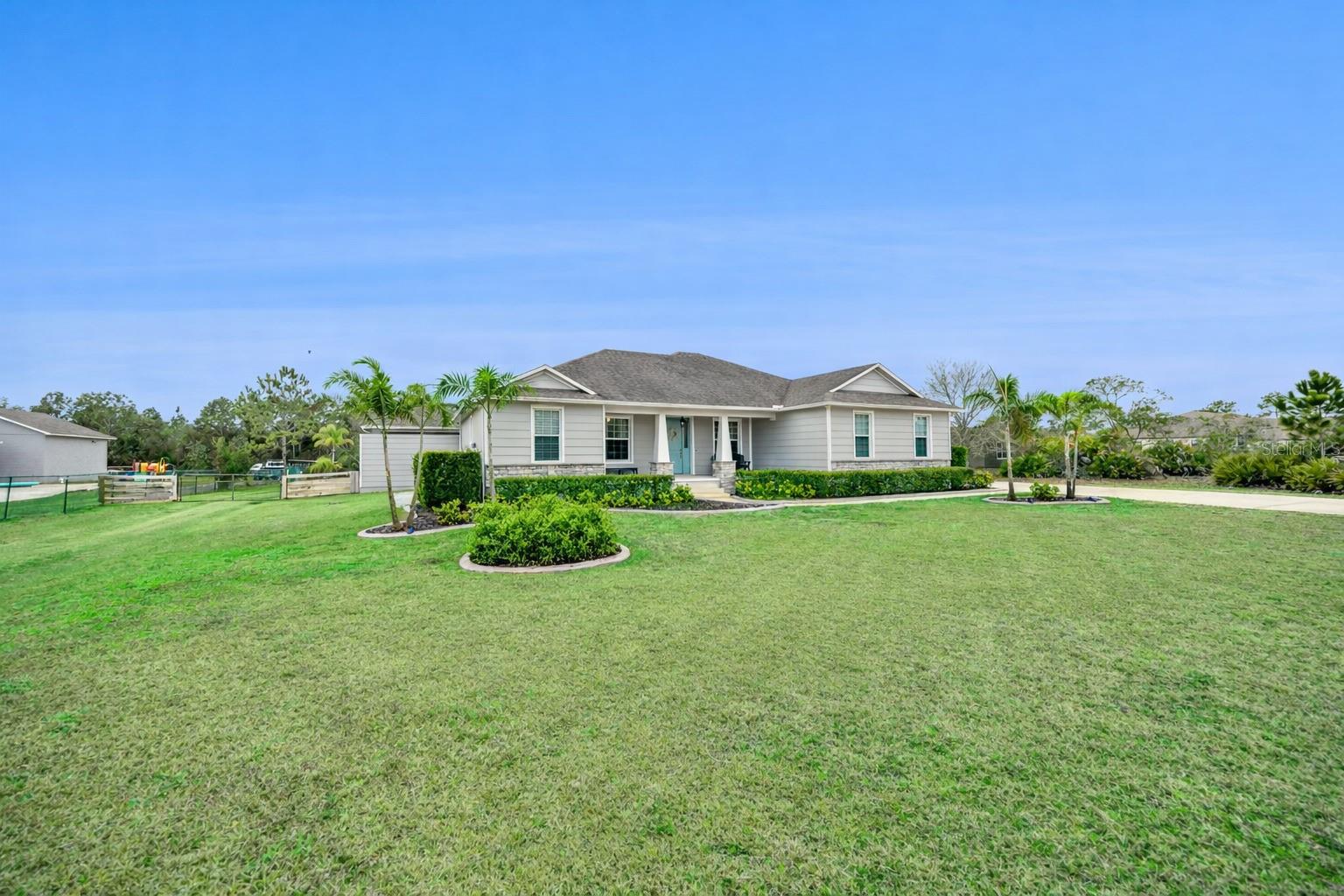 Image 2 of 55 For 2070 Blackfoot Trail