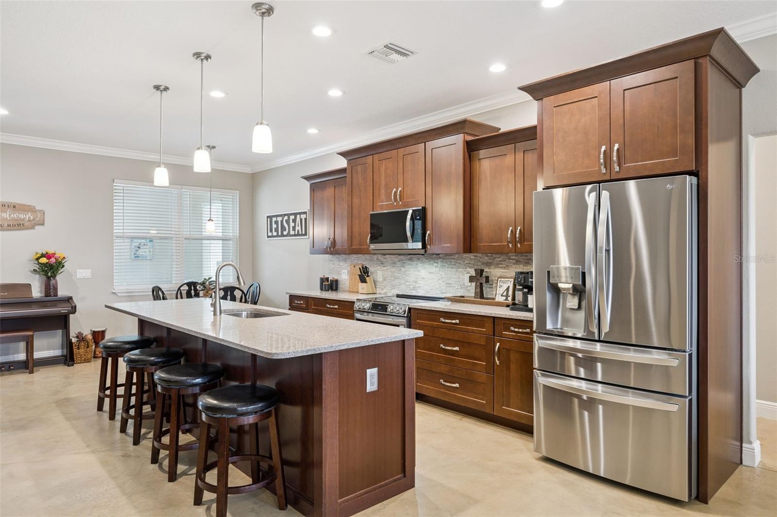 Image 8 of 55 For 2070 Blackfoot Trail