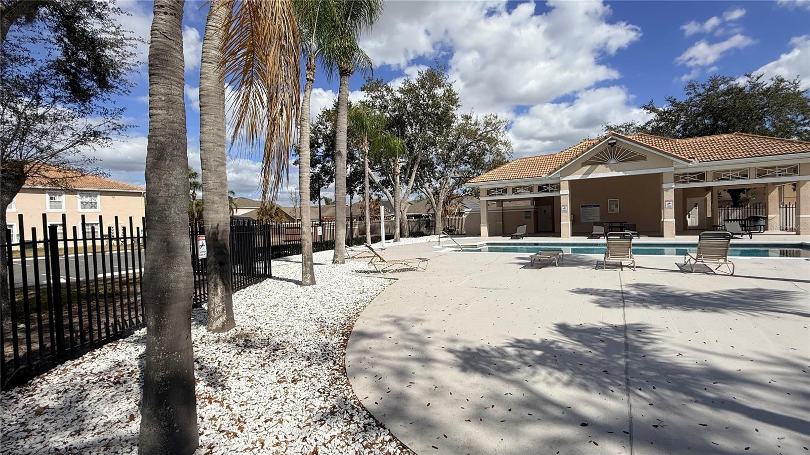 Image 21 of 26 For 13336 Fairway Glen Drive 204