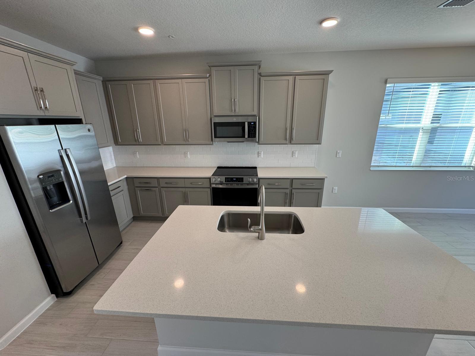 Image 2 of 26 For 342 Lady Palm Street