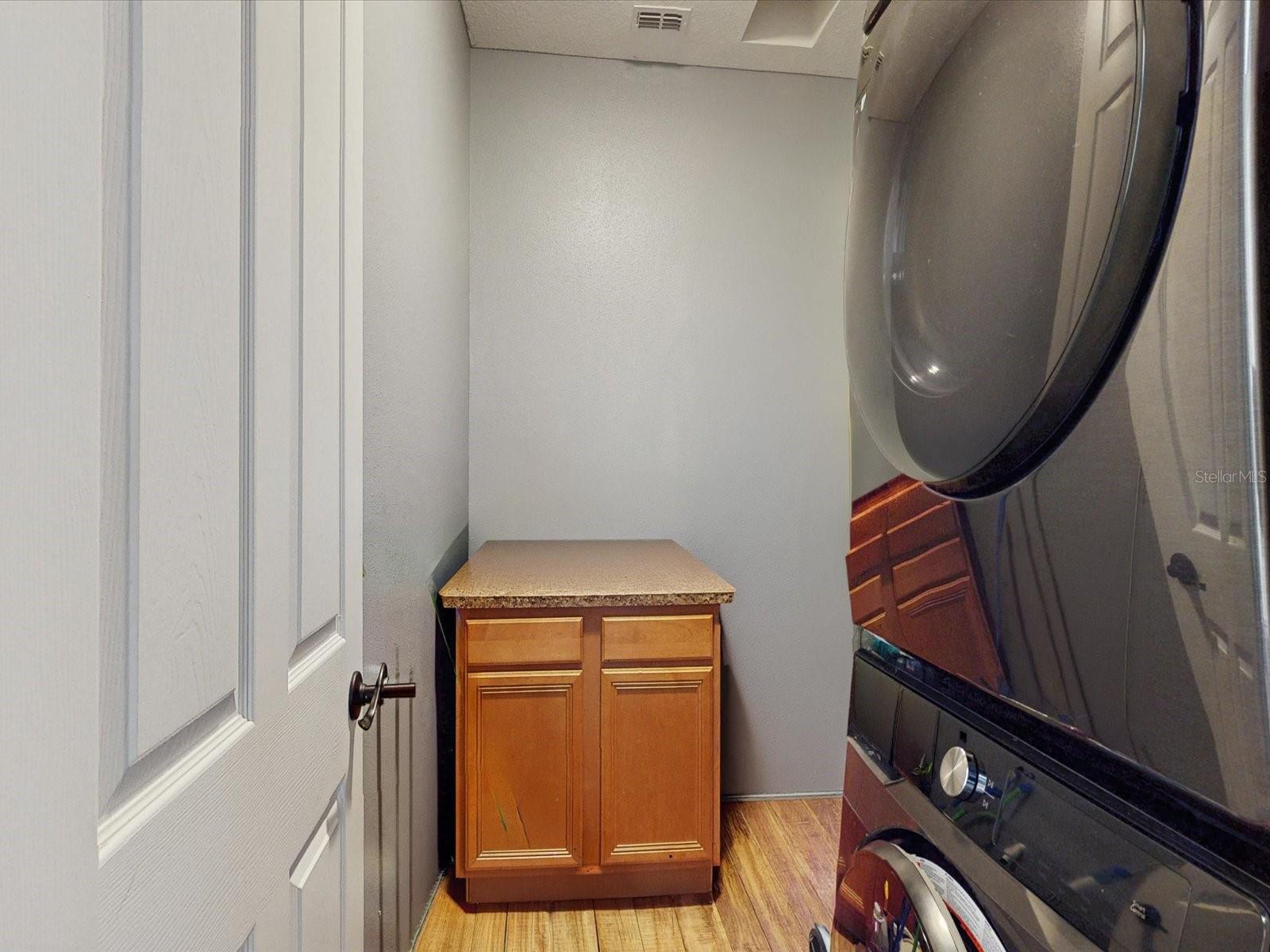 Image 12 of 32 For 3858 Shoreside Drive