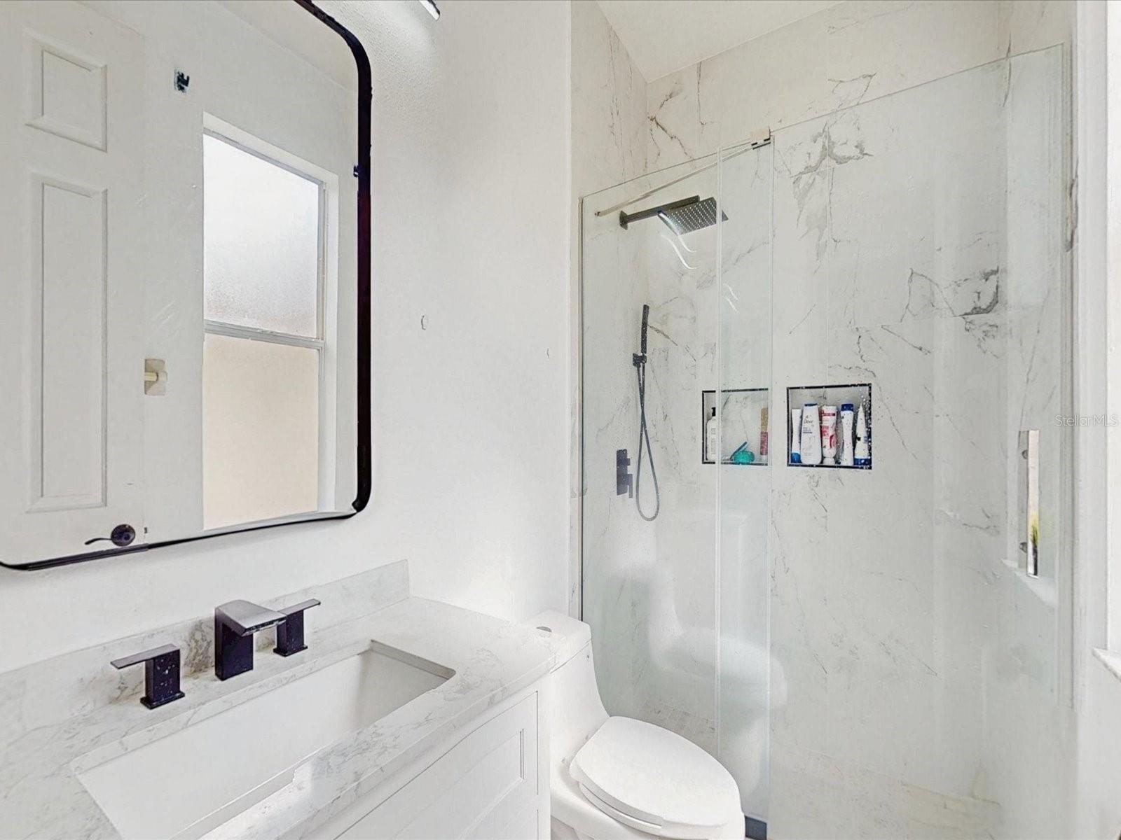 Image 14 of 32 For 3858 Shoreside Drive