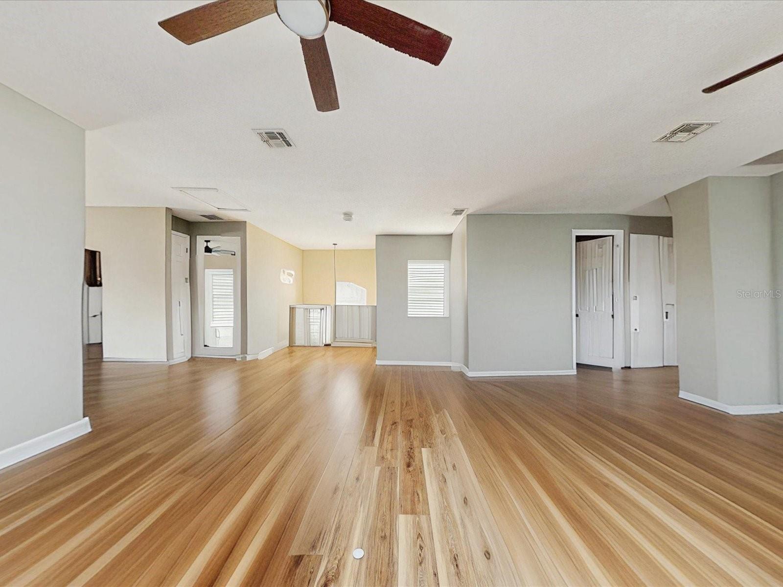 Image 16 of 32 For 3858 Shoreside Drive