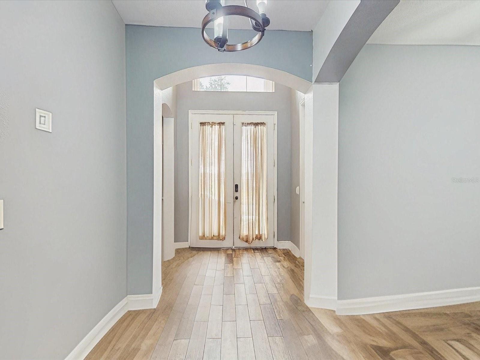 Image 3 of 32 For 3858 Shoreside Drive