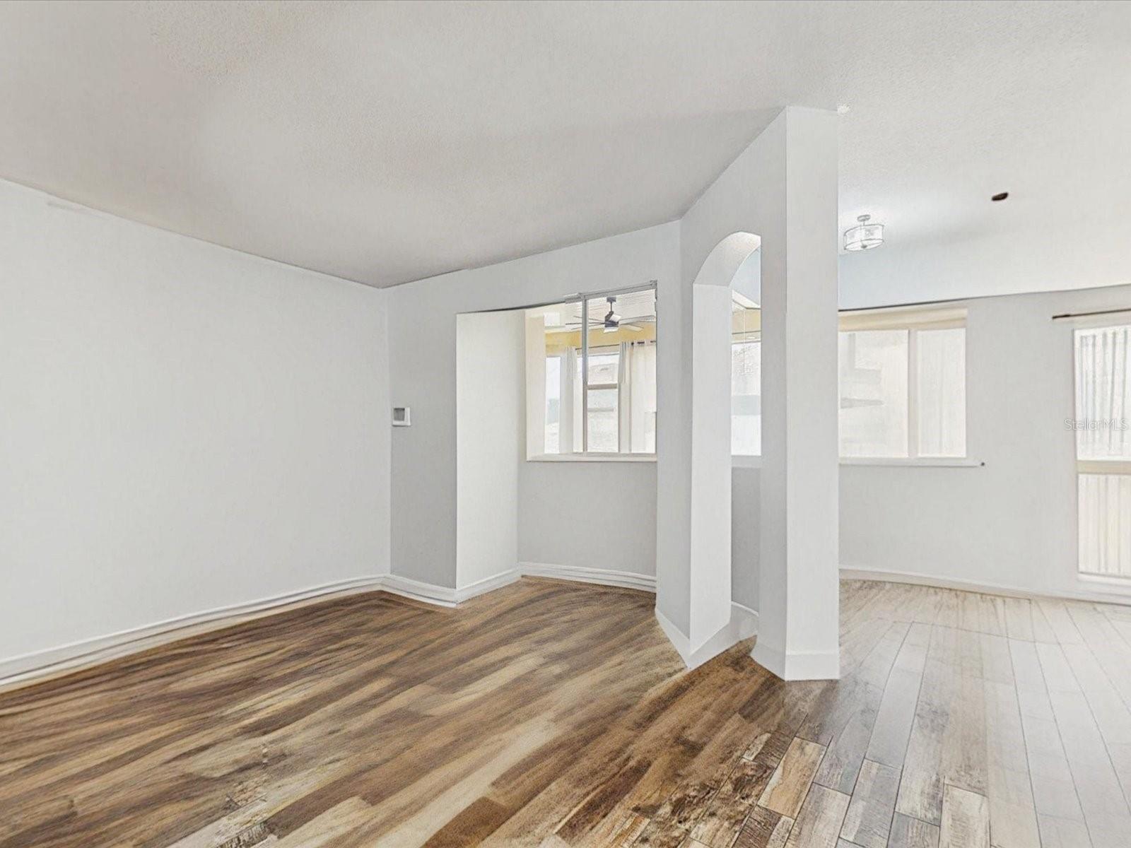 Image 5 of 32 For 3858 Shoreside Drive