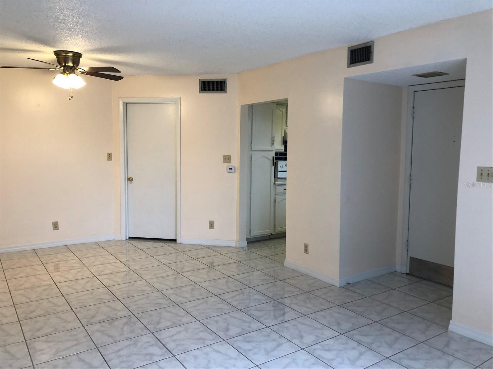 Image 10 of 11 For 2616 Lemon Tree Lane F