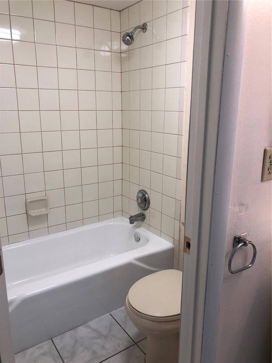 Image 3 of 11 For 2616 Lemon Tree Lane F