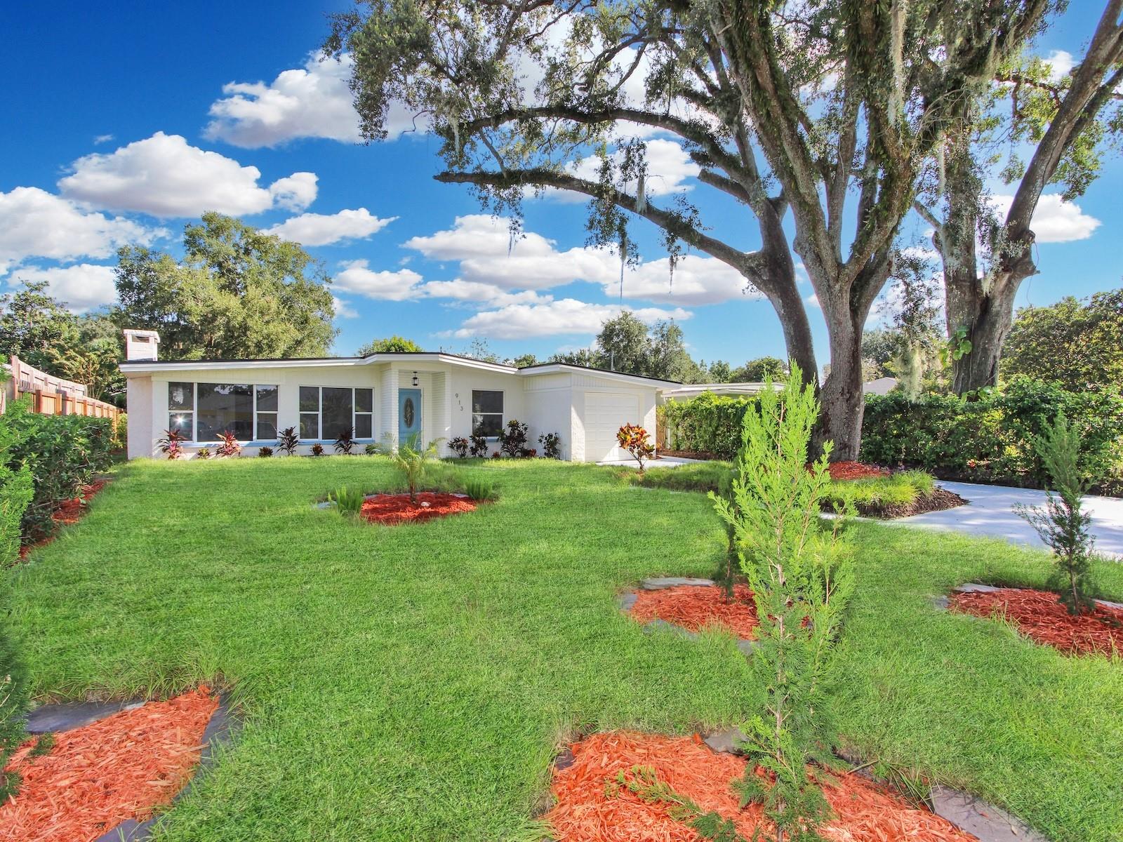 Image 2 of 44 For 913 Buckwood Drive