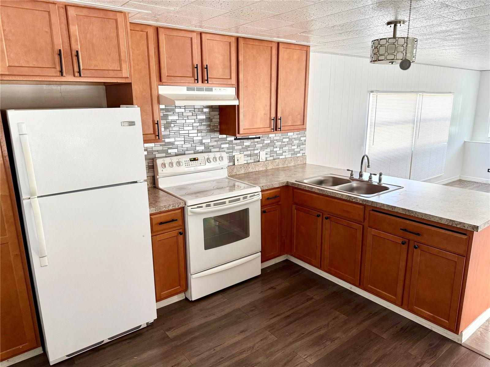 Image 12 of 29 For 1714 Missouri Avenue