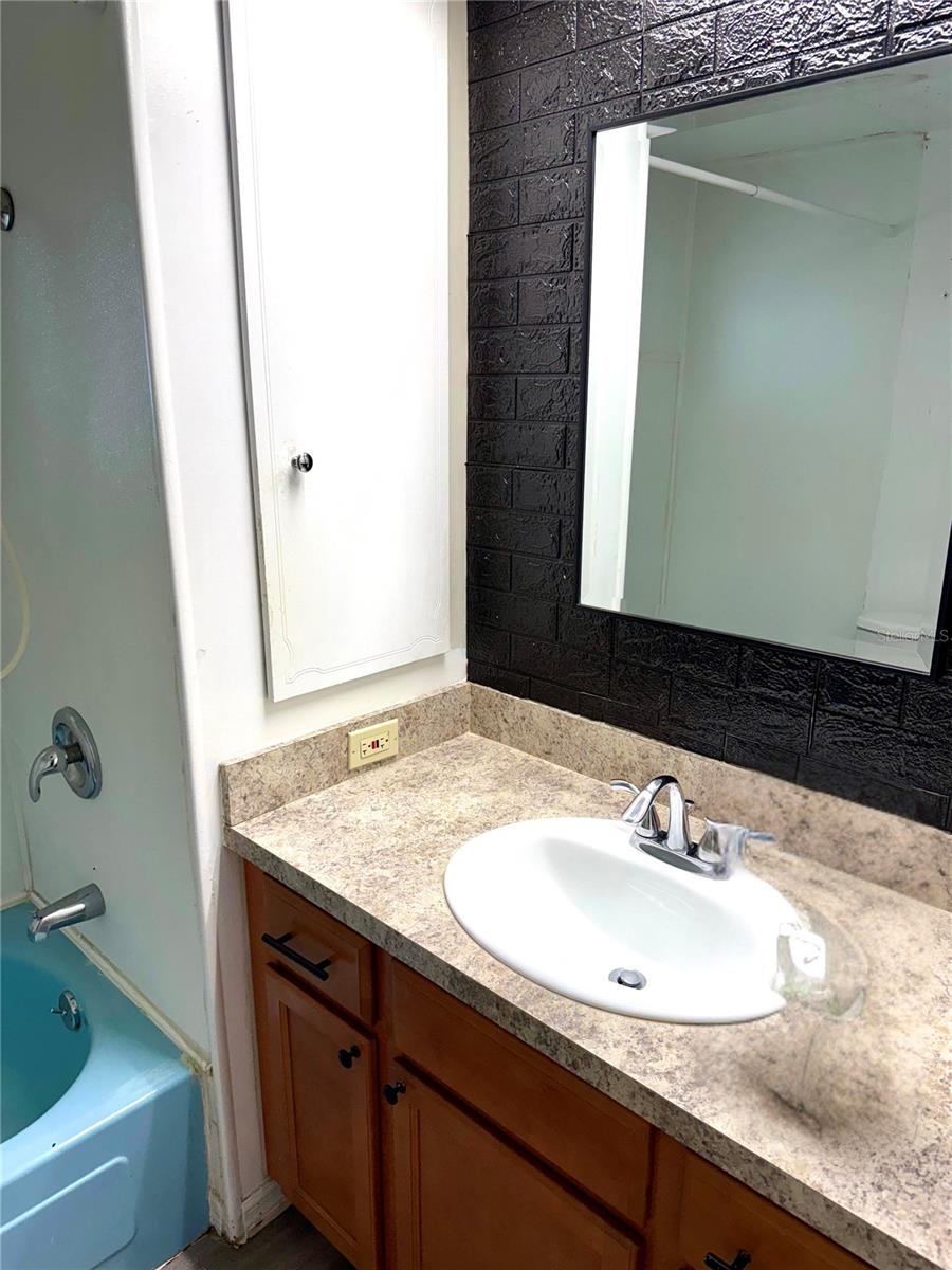 Image 20 of 29 For 1714 Missouri Avenue