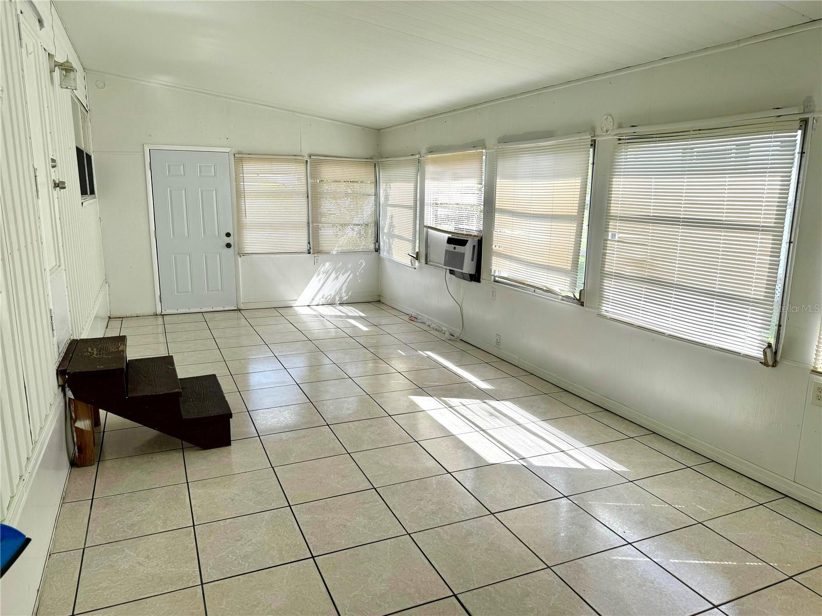 Image 6 of 29 For 1714 Missouri Avenue