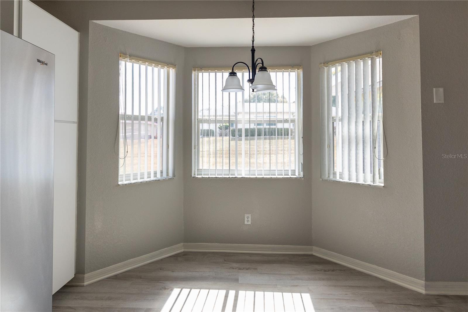 Image 13 of 30 For 5920 102nd Street