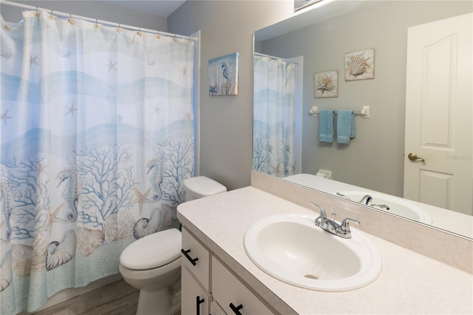 Image 17 of 30 For 5920 102nd Street