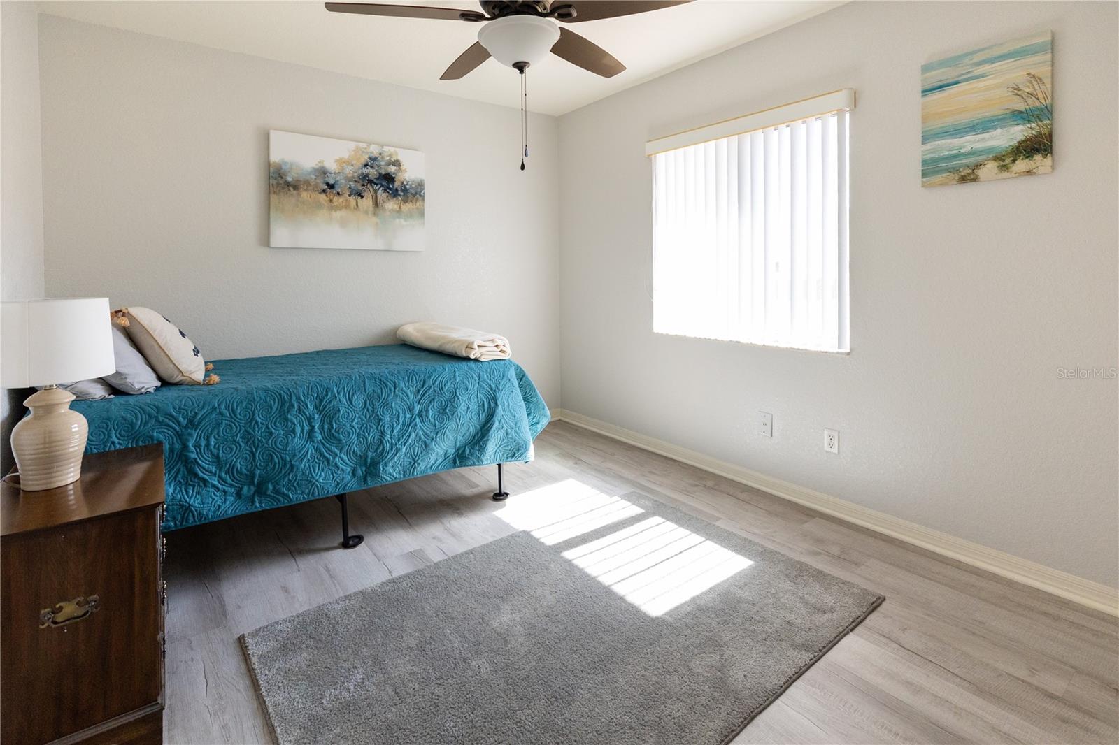 Image 18 of 30 For 5920 102nd Street