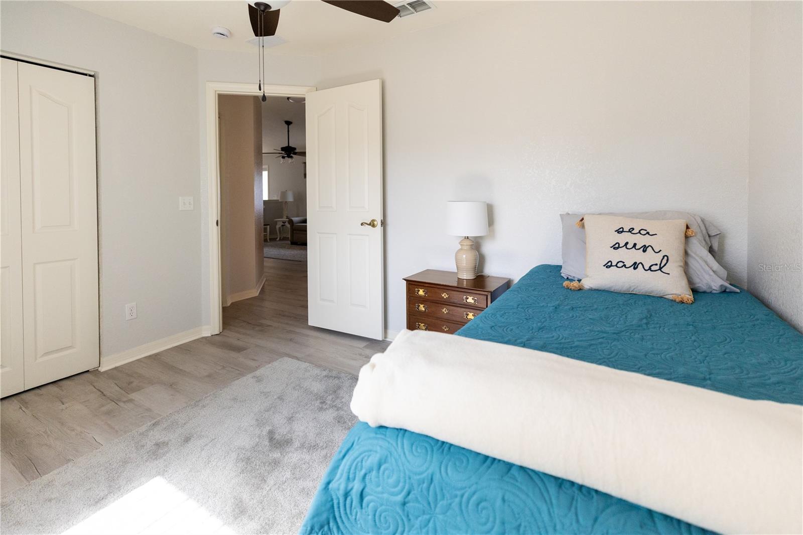 Image 19 of 30 For 5920 102nd Street