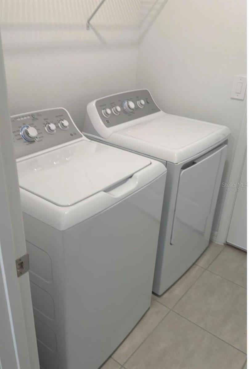 Image 6 of 15 For 208 Acorn Road