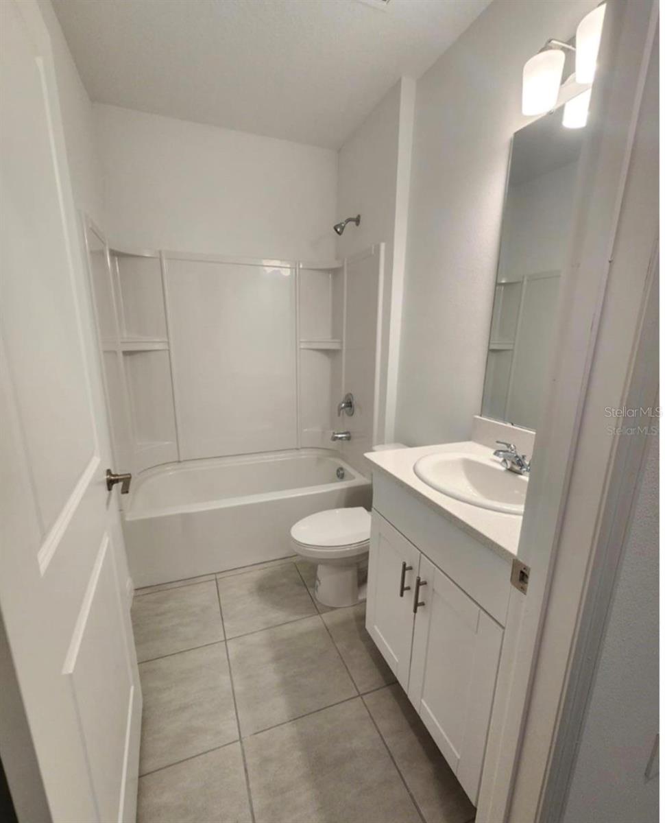 Image 9 of 15 For 208 Acorn Road