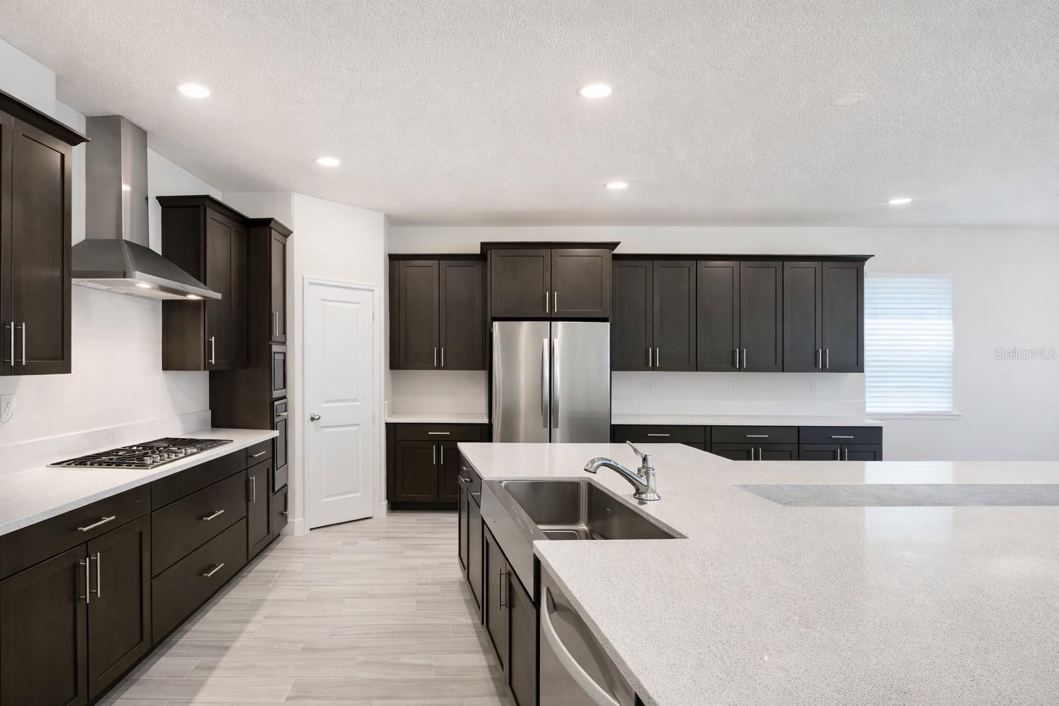 Image 2 of 20 For 975 Vineyard Ridge Road