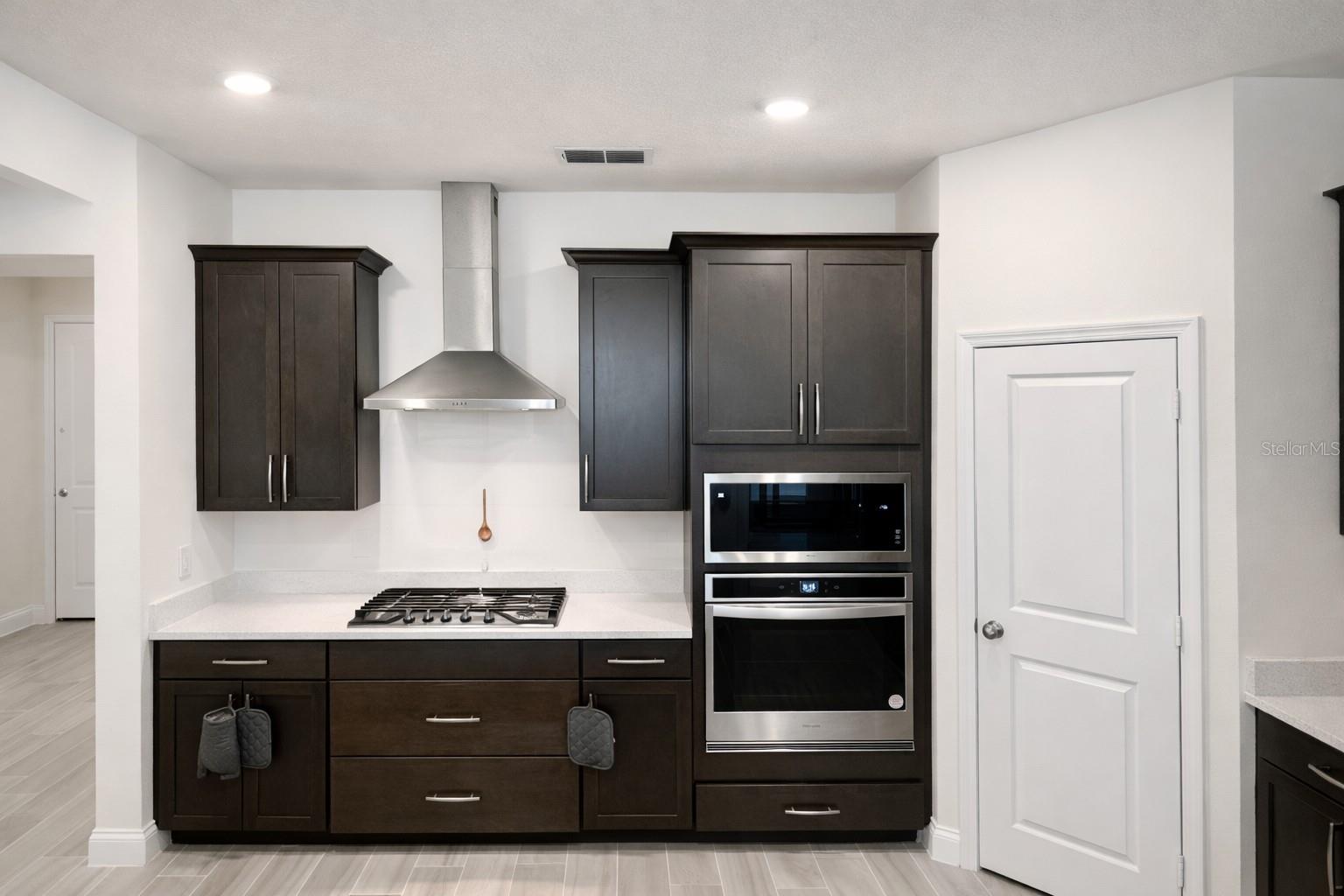 Image 6 of 20 For 975 Vineyard Ridge Road