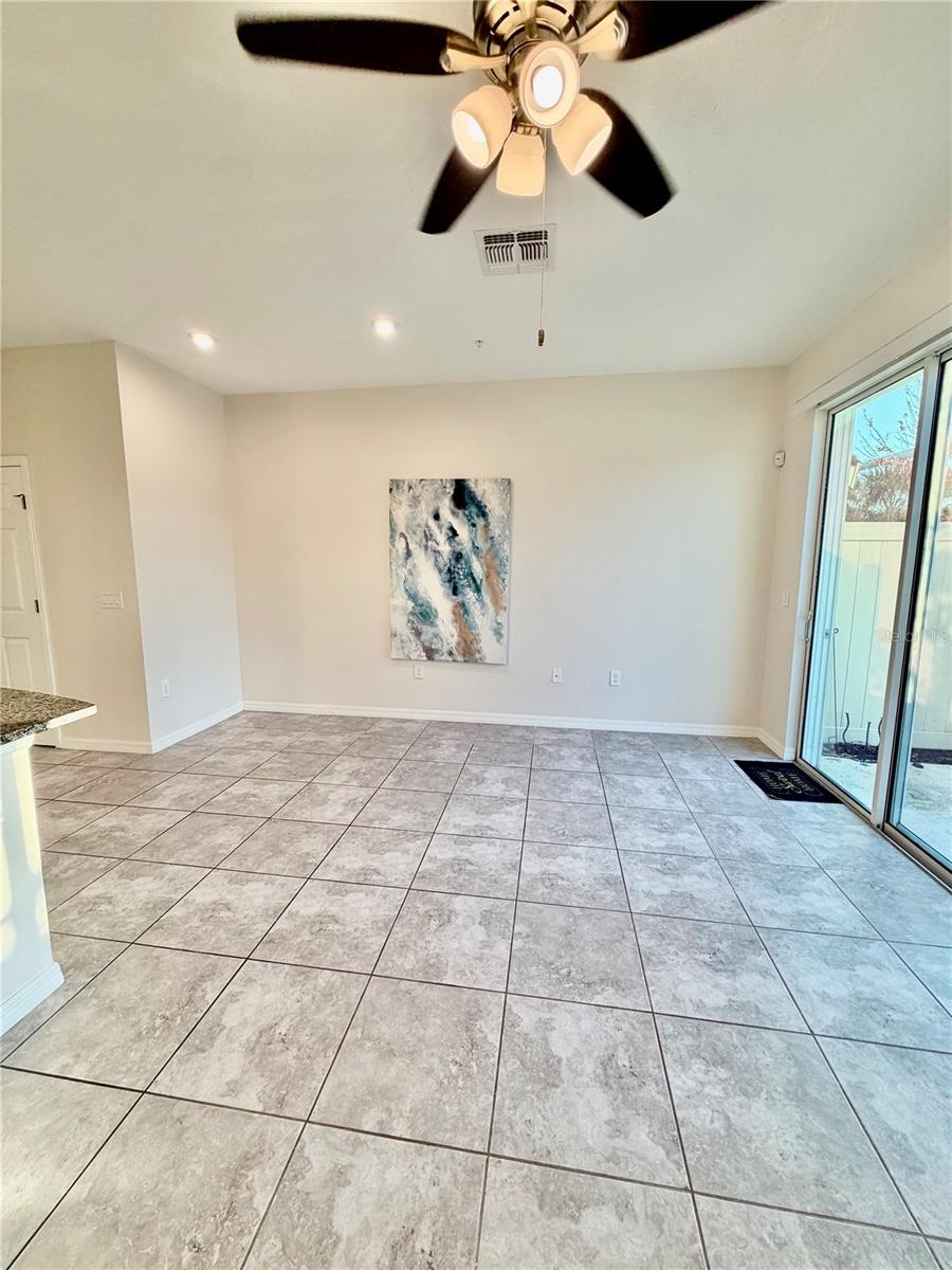 Image 7 of 18 For 10560 Salt Grove Street