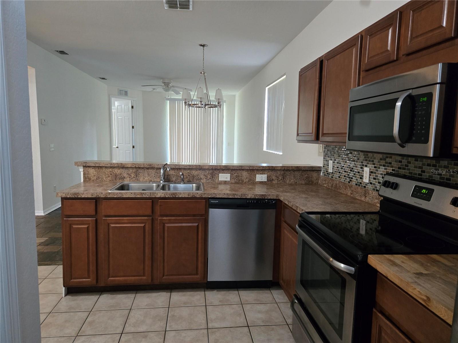 Image 3 of 21 For 6101 Lake Marion Golf Resort  6101