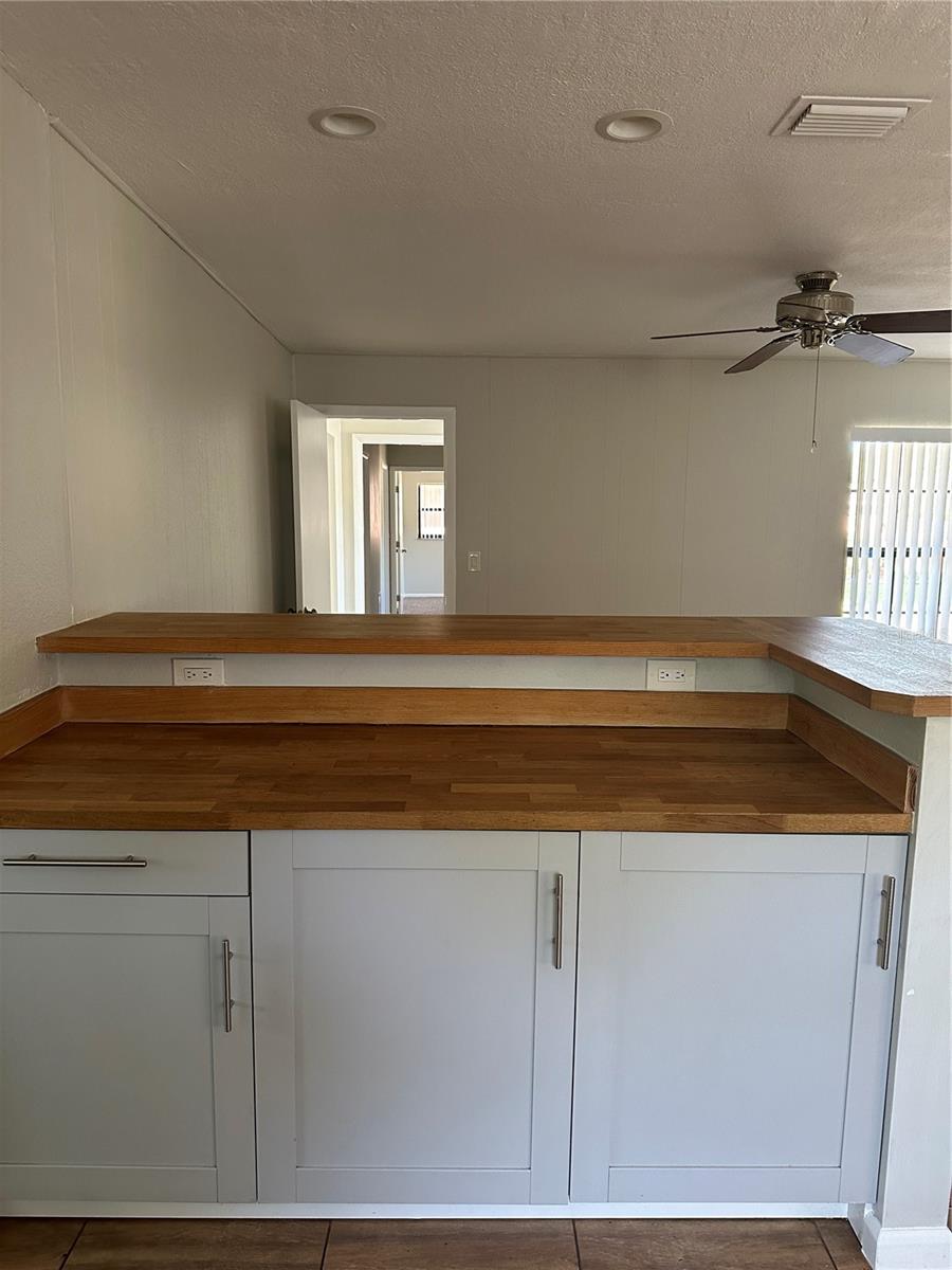 Image 15 of 22 For 1795 Lilac Circle